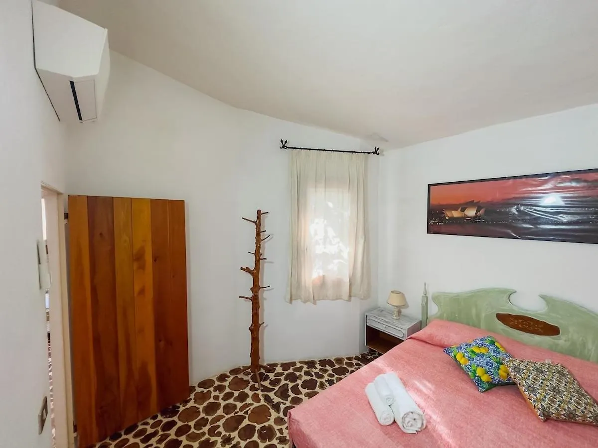 Semesterbostad Casa Ginepro Villa Olbia